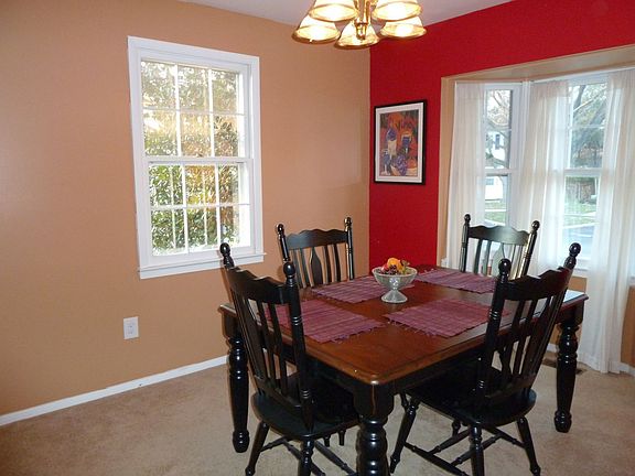 3rd image of 1771 Sharwood Pl