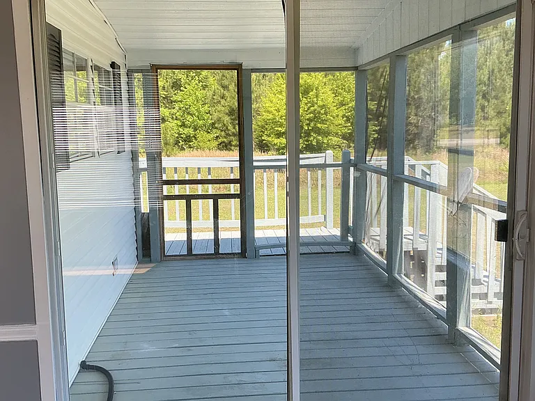 Walker Dr — Photo 17
