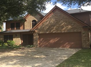 4011 Dogwood Dr, Pearland, TX 77584