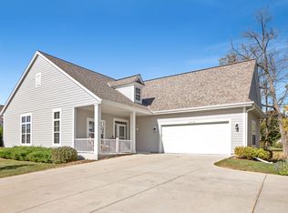 N63W23920 Terrace Dr, Sussex, WI 53089