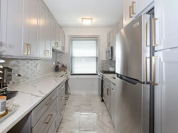 504 Grand St APT A34, New York, NY 10002