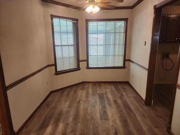 5th image of 4352 Bunker Hill Dr