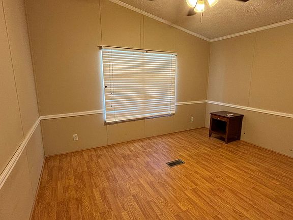 4th image of 19610 Alta Vista Dr