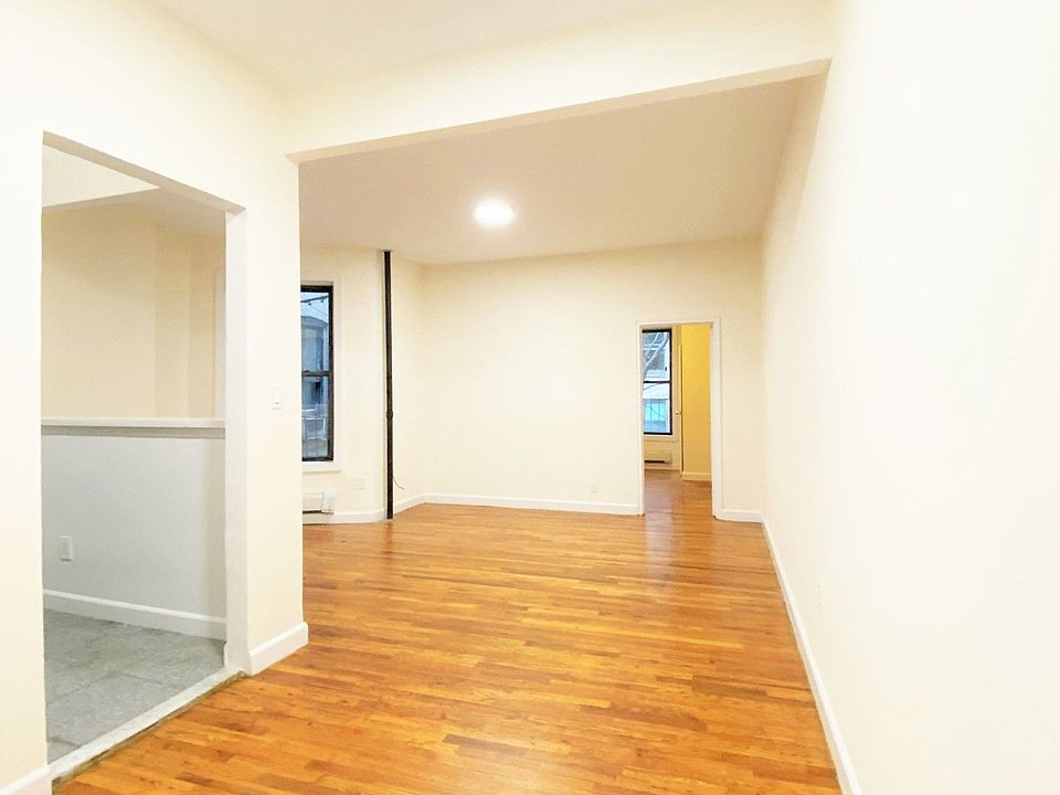 1st image of 216 W 104th St APT 4D