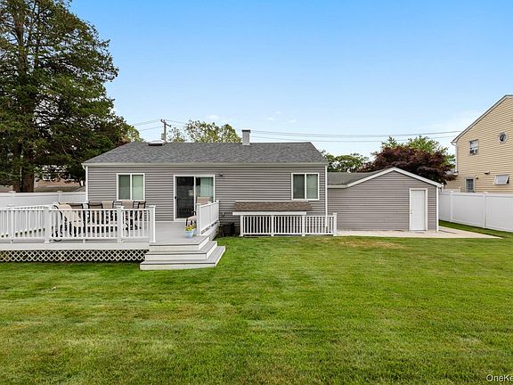 4th image of 1032 Thompson Drive