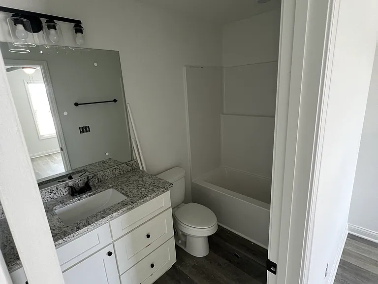 846 Ridgewood Dr #1-5 — Photo 5