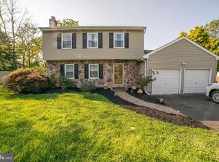 1354 Bernard Ave, Willow Grove, PA 19090