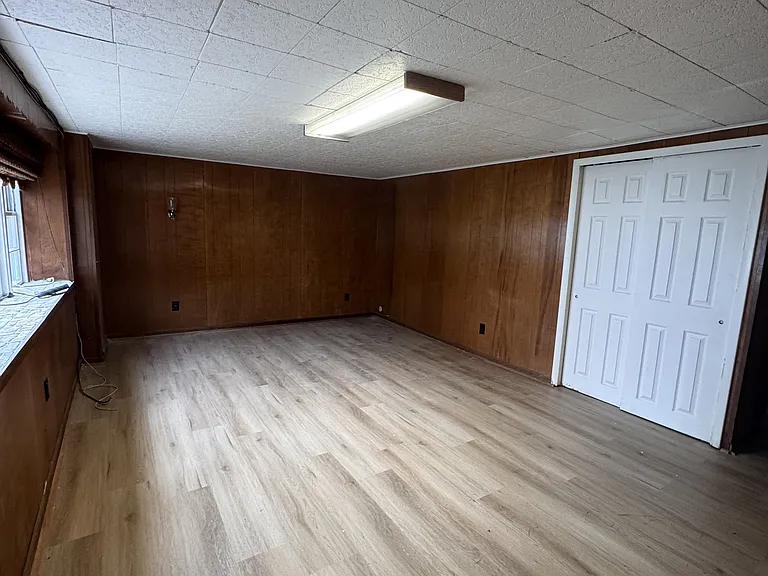 12004 Salina Pl — Photo 4