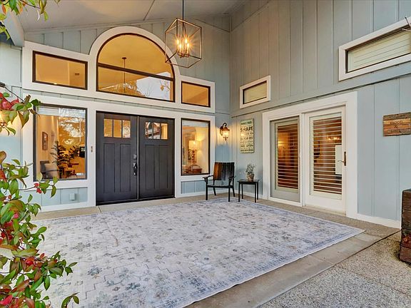 4th image of 12025 Wanderer Rd