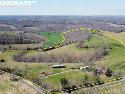 2271 E Stinson Rd, Lafayette, TN, 37083