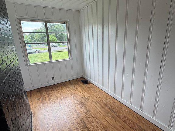 5th image of 4944 Court G