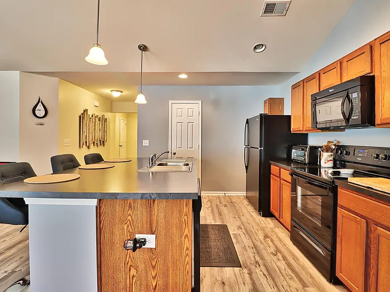 853 Bonita Loop — Photo 6