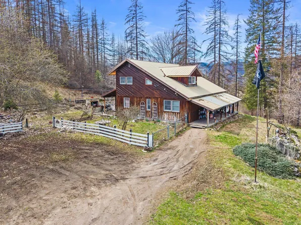 3442 Moore Rd, Kettle Falls, WA 99141