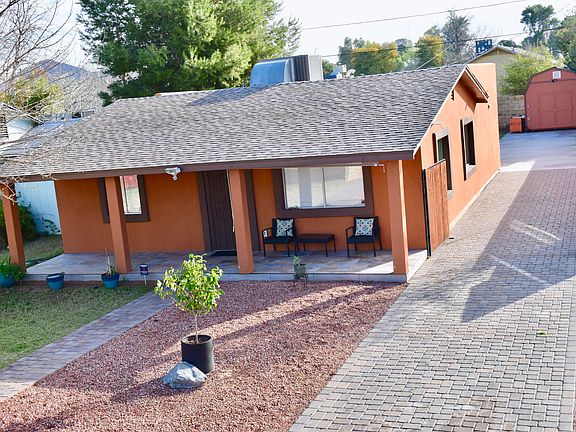 4th image of 2405 N 27th Pl