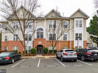 1515 N Point Dr #2-0201, Reston, VA 20194