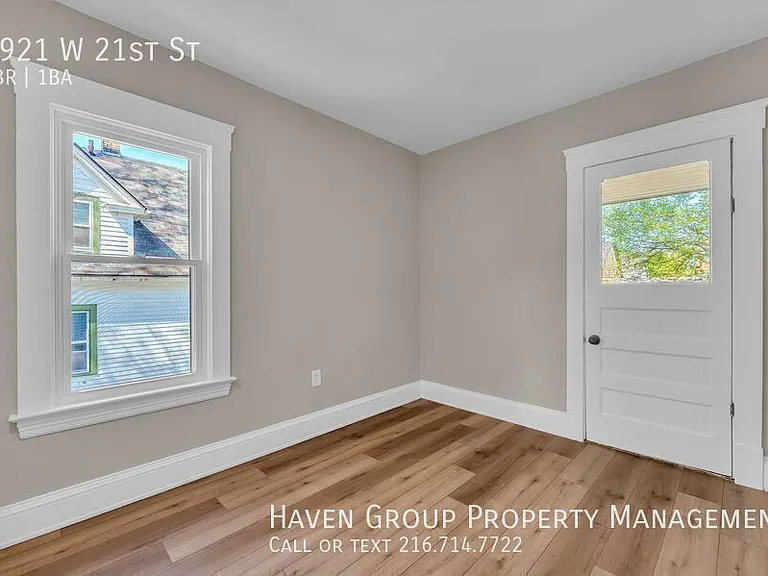 3921 W 21st St — Photo 14