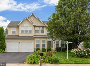 9172 Matthew Dr, Manassas Park, VA