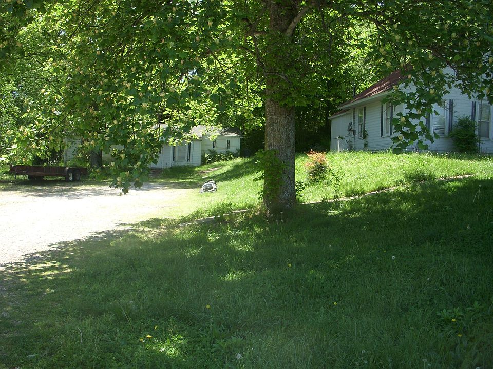 2nd image of 1710 E Prairie Creek Dr
