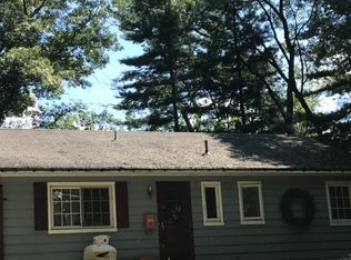 24 Grove Rd, Oak Ridge, NJ 07438