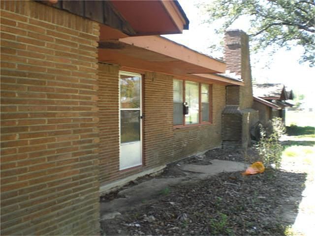 1st image of 415 West Ave