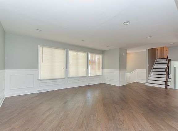 3rd image of 5309 Imperial Dr