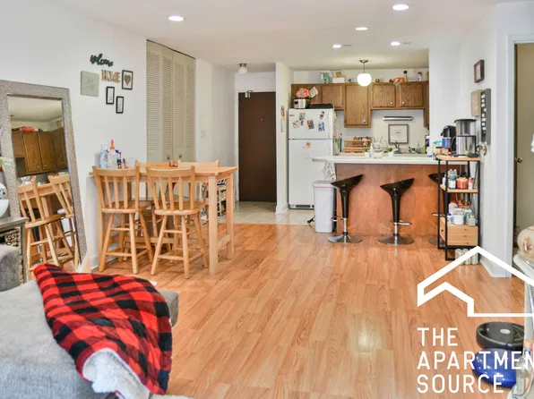 607 W Wrightwood Ave APT 310, Chicago, IL 60614