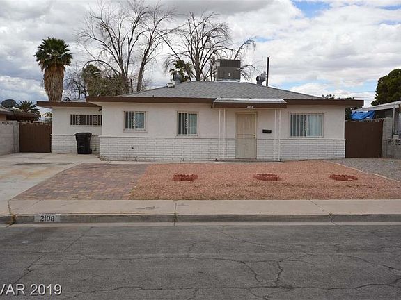 2nd image of 2108 Peyton Dr