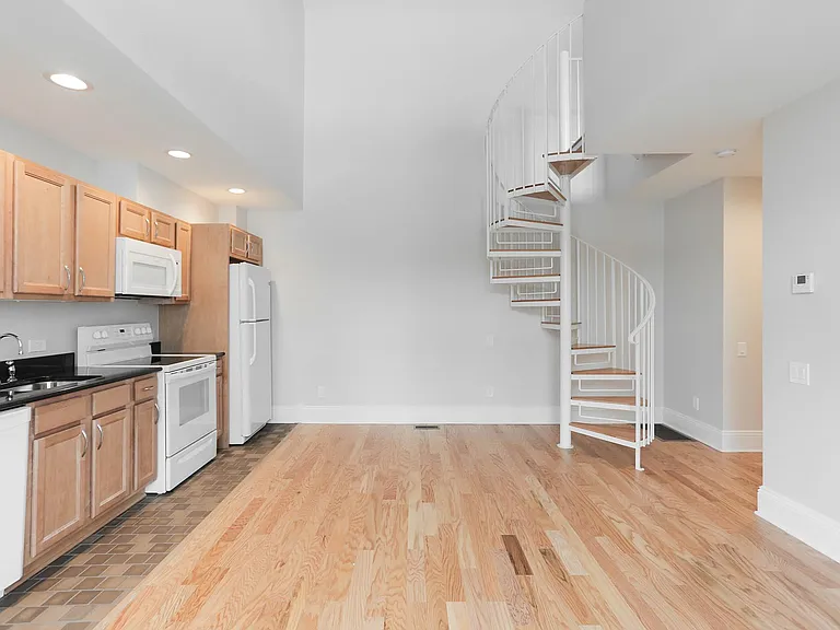 15100 Detroit Ave #8 — Photo 1