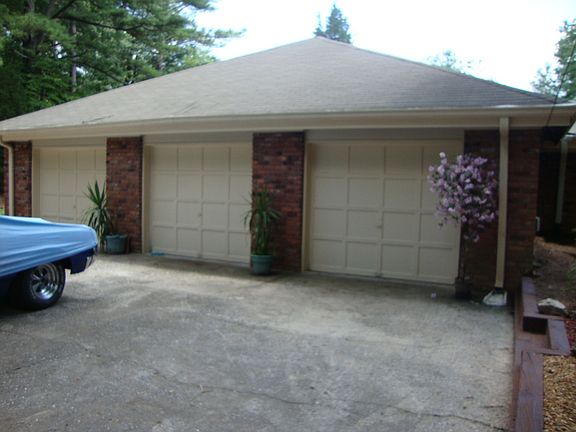 3 Car Garage