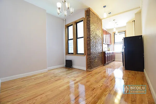 Rented by null | media 12