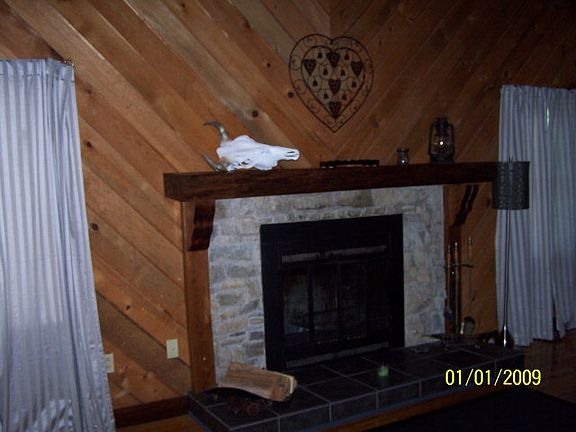 4th image of 498 Glen Circle Dr
