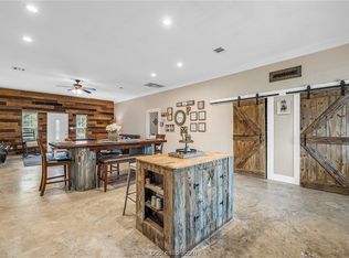 404 Red Cedar Ln, Somerville, TX 77879