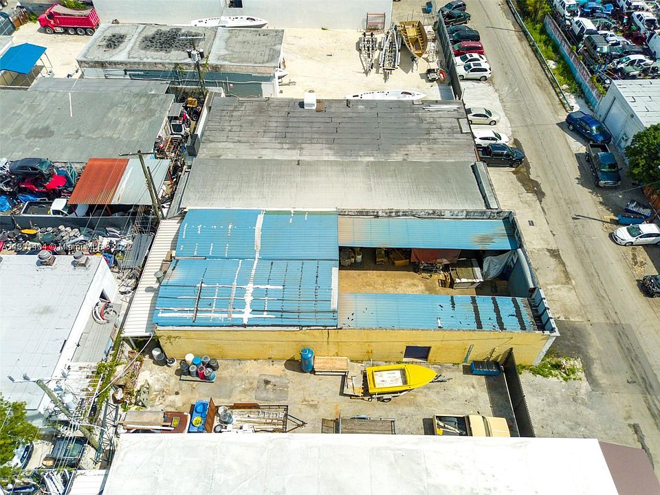 2nd image of 4980 E 10th Ln