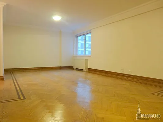 Rented by Manhattan Connection | media 22