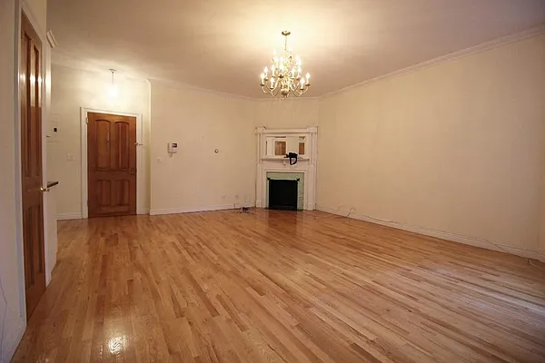 Rented by Aventana | media 4