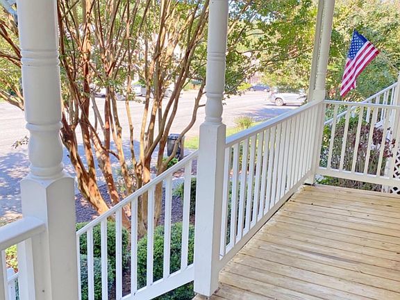 2nd image of 503 Barrington Way