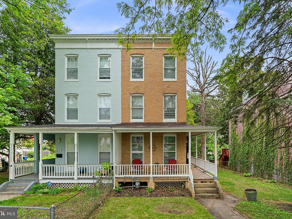 1st image of 109 S Augusta Ave