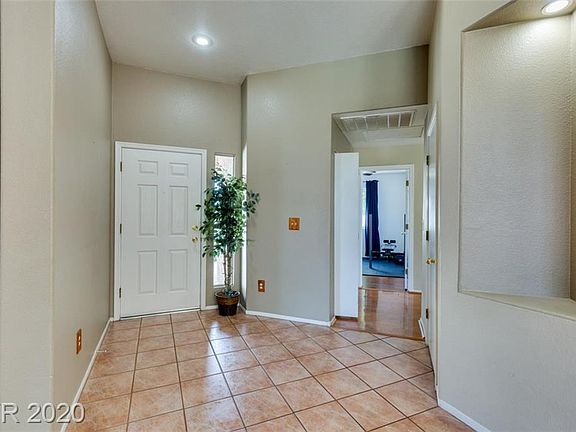 5th image of 1117 Gallant Fox Ave