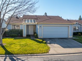 7412 Sunborough Ln, Sacramento, CA