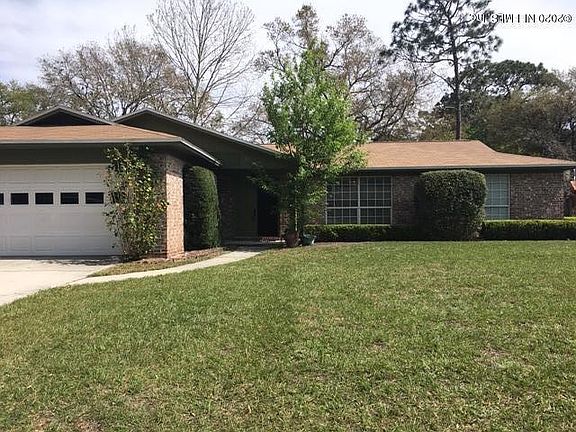 2nd image of 4905 Lofty Pines Cir W