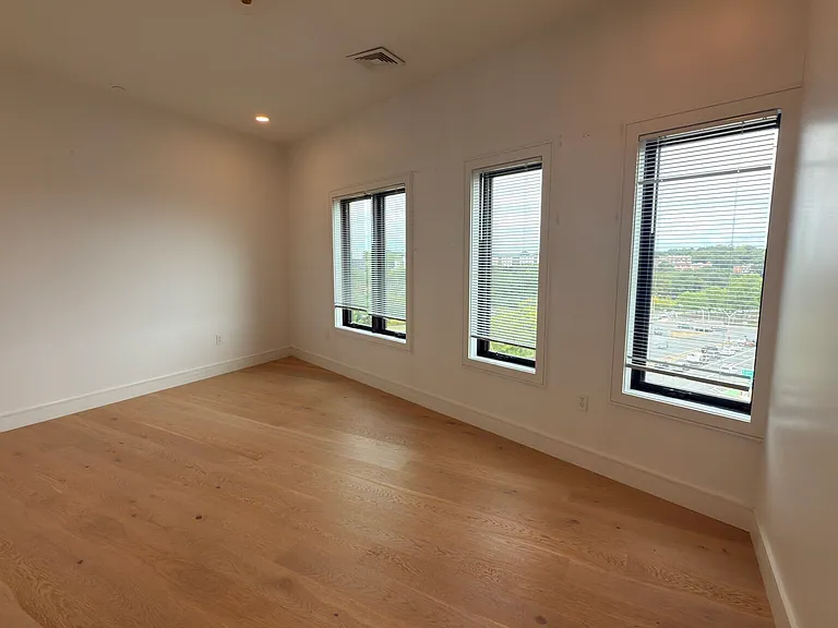 50 Leo M Birmingham Pkwy #604F — Photo 24