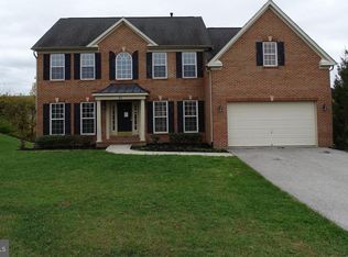 93 N Orchard View Dr, Hanover, PA 17331