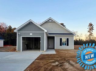 369 Hookbill Ln, Lillington, NC 27546