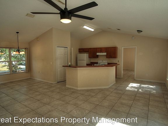 3rd image of 13800 SE 33rd Ct