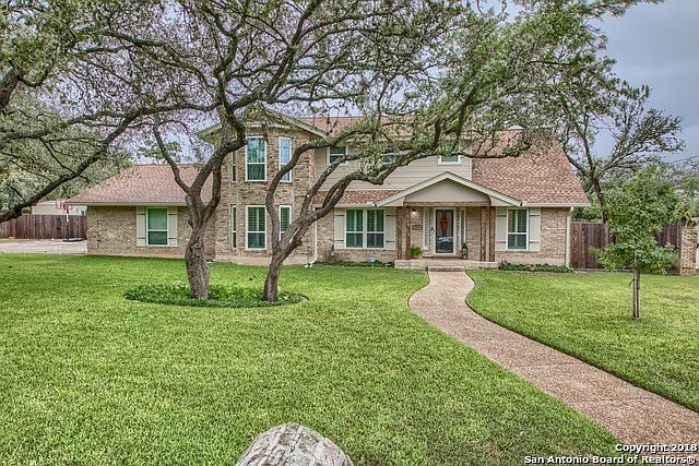 1st image of 208 Alcalde Moreno St