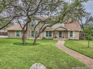 208 Alcalde Moreno St, Hollywood Park, TX 78232