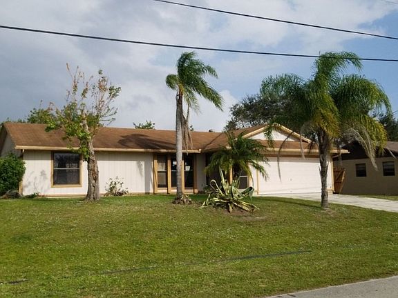 3rd image of 2281 SW Susset Ln