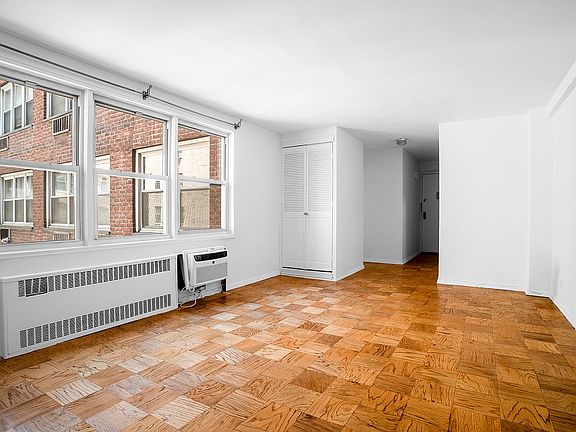 2nd image of 141 E 55th St APT 9G