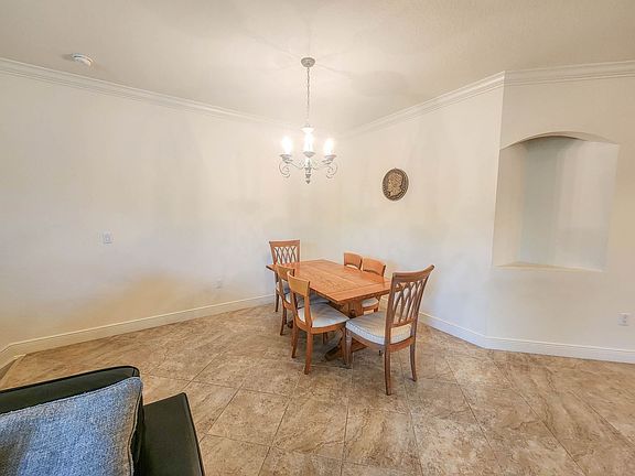 5th image of 5 Riverview Bnd N Unit 323