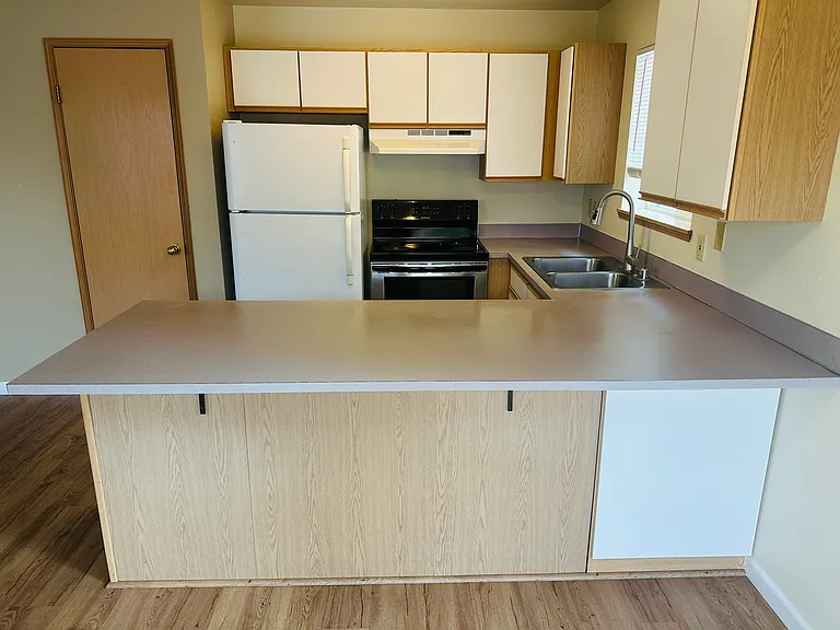 9500 Fremont Ave N #202 — Photo 4